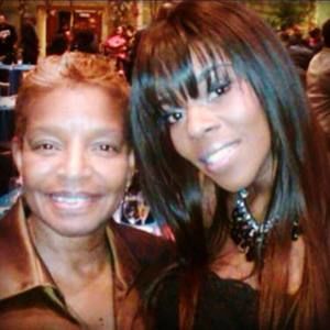 Meet your Posher, Ebony